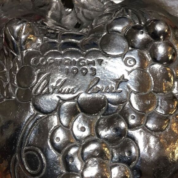 Serving set of 2 Arthur Court grape vines dish and platter - Picture 9 of 9